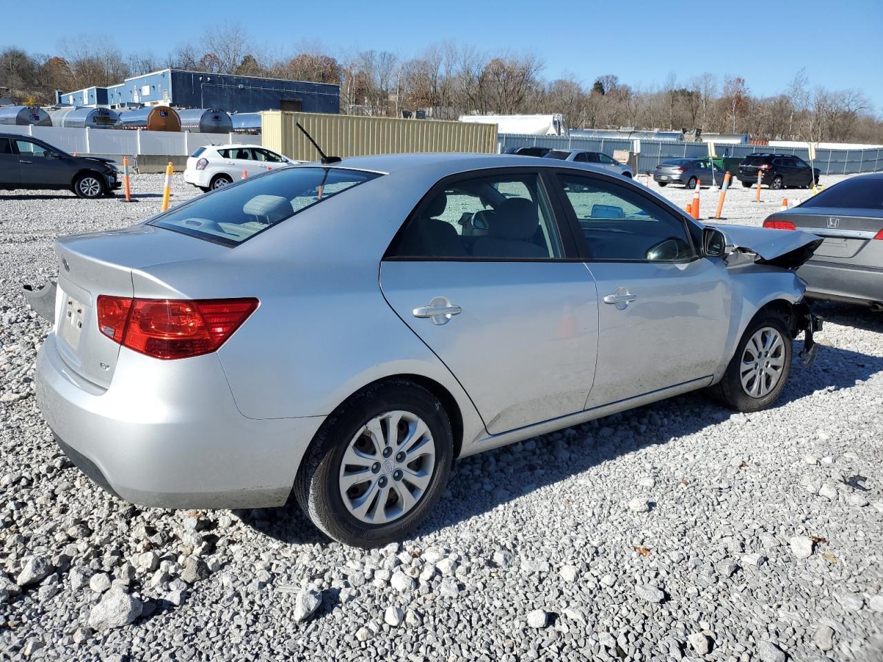 2011 KIA FORTE