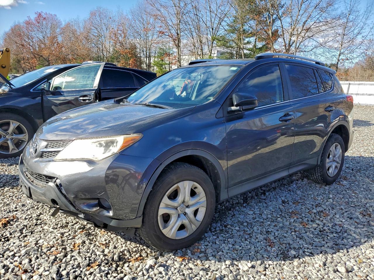 2015 TOYOTA RAV4