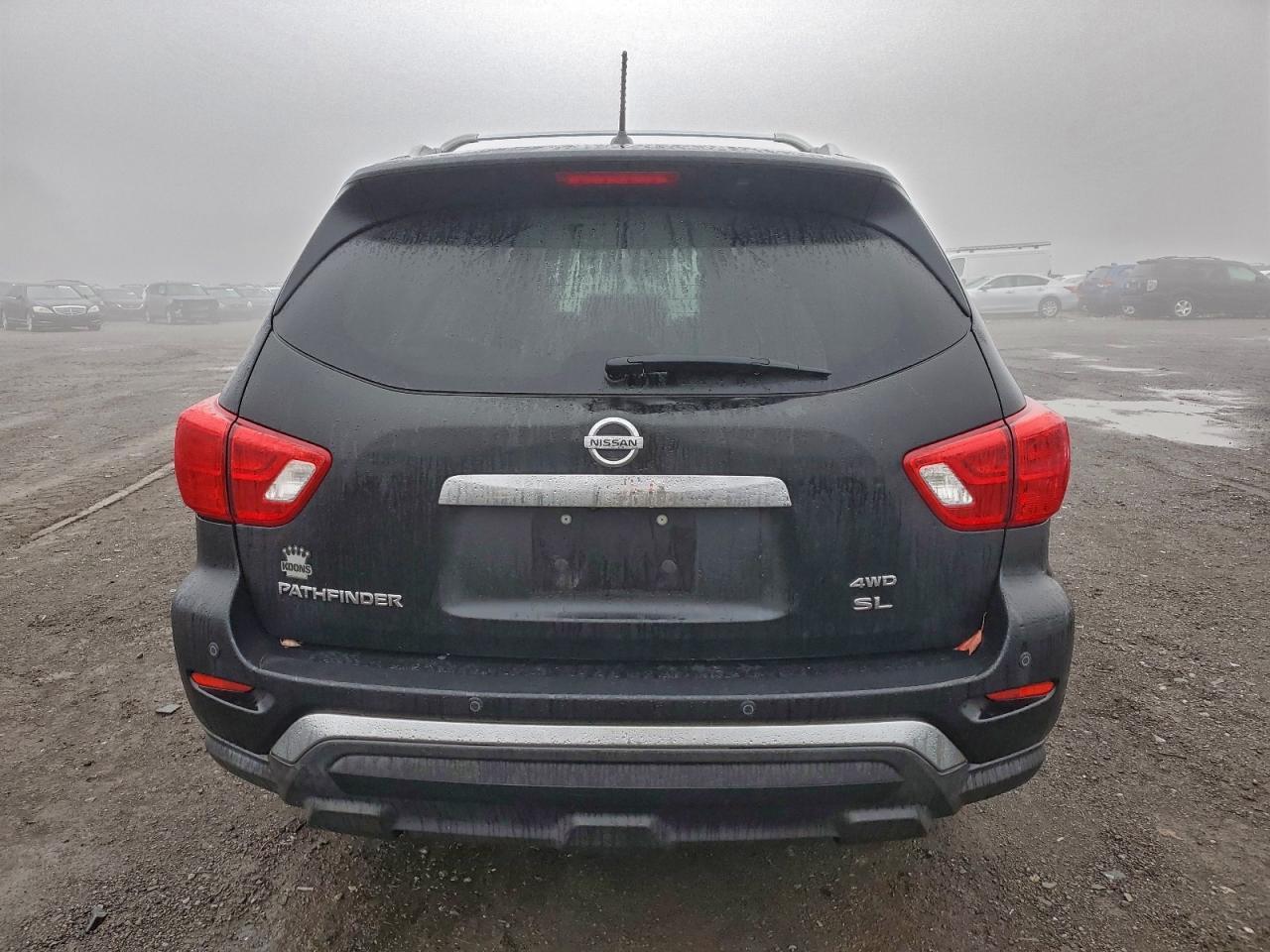 2017 NISSAN PATHFINDER