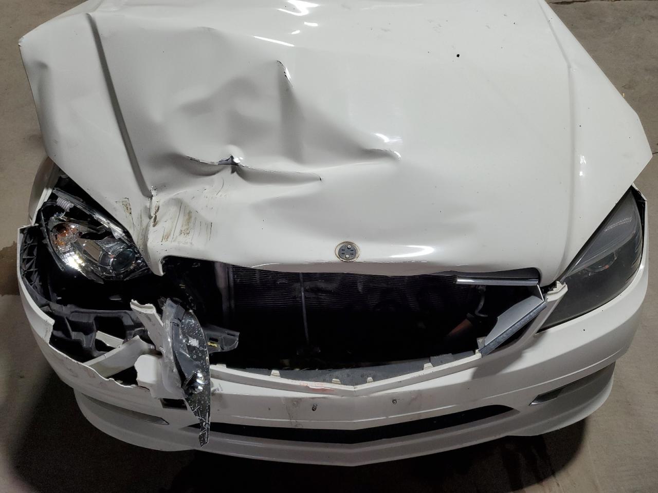 2011 MERCEDES-BENZ C-CLASS