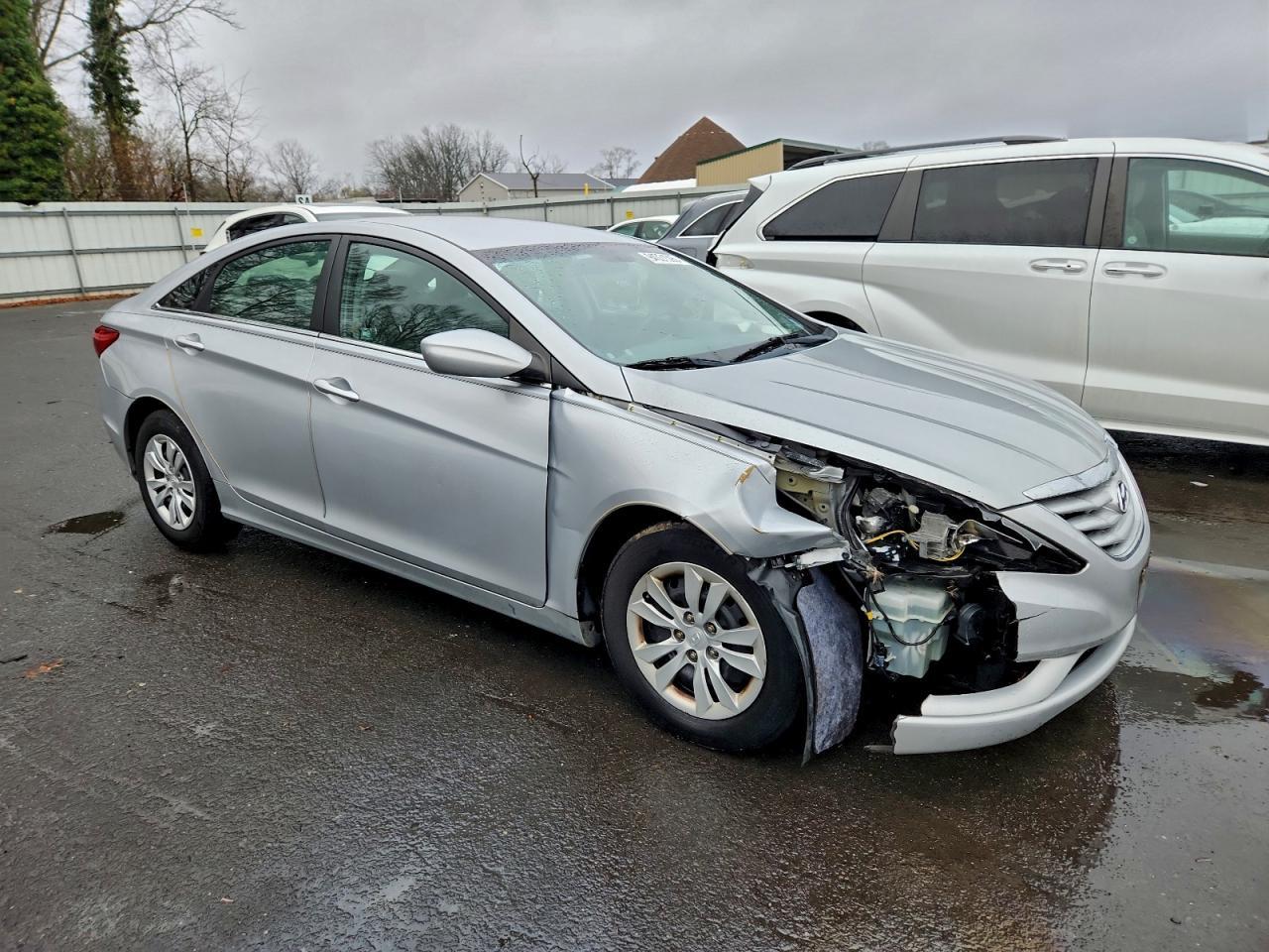 2011 HYUNDAI SONATA