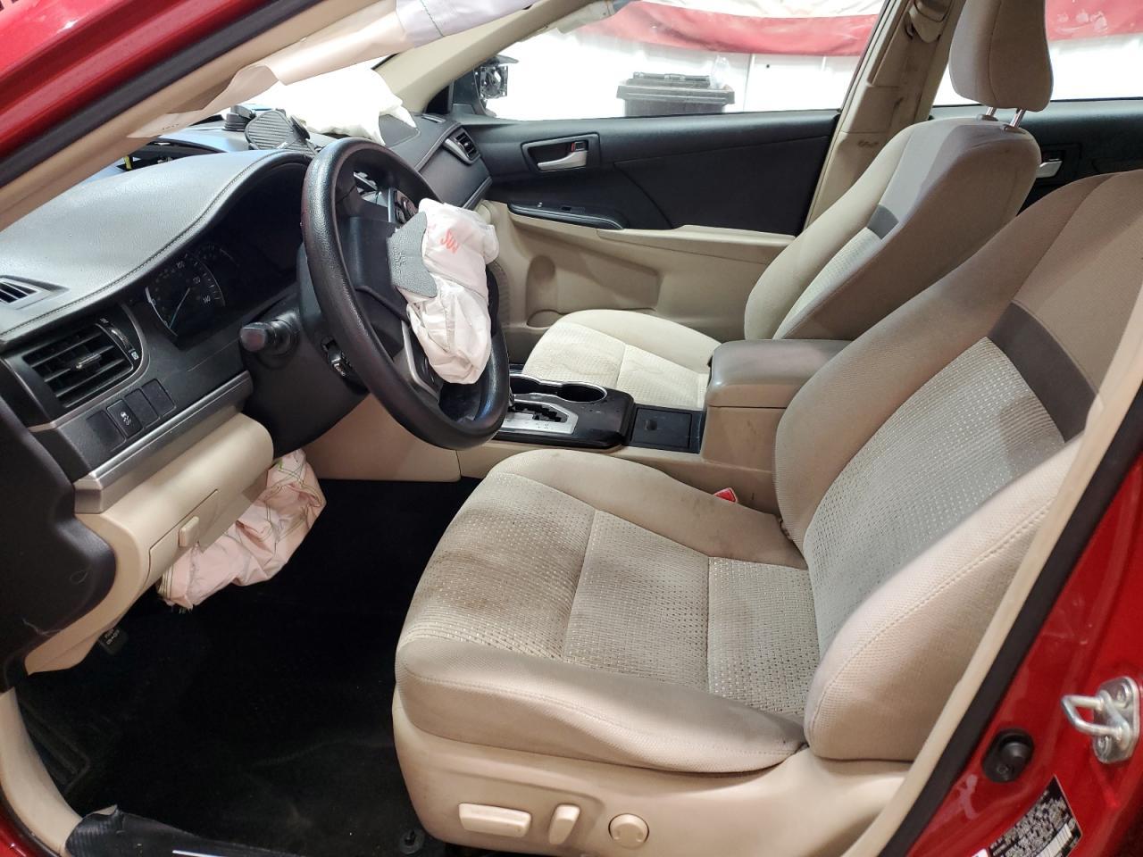 2014 TOYOTA CAMRY