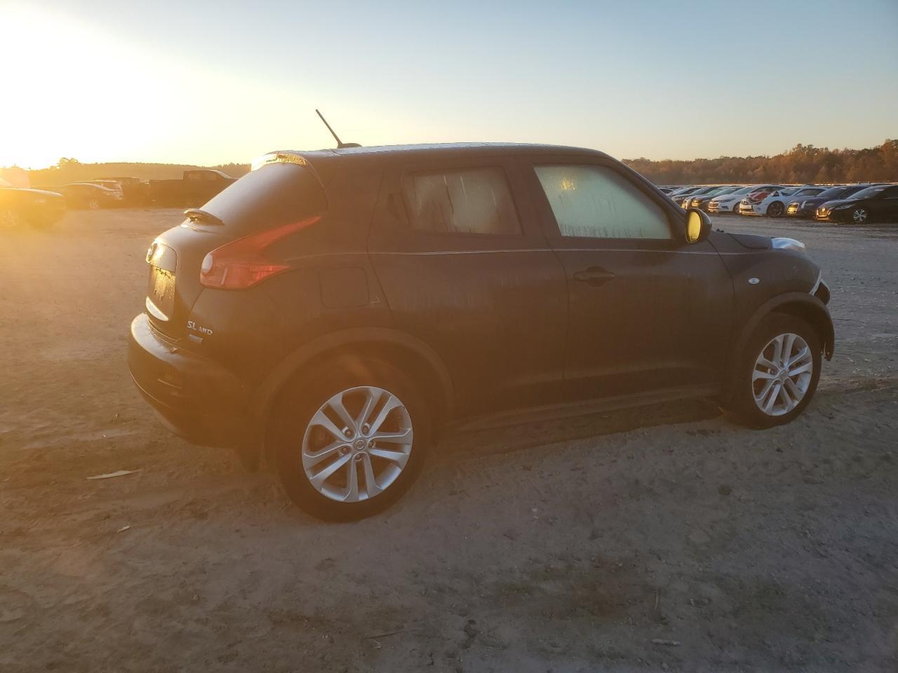2014 NISSAN Juke