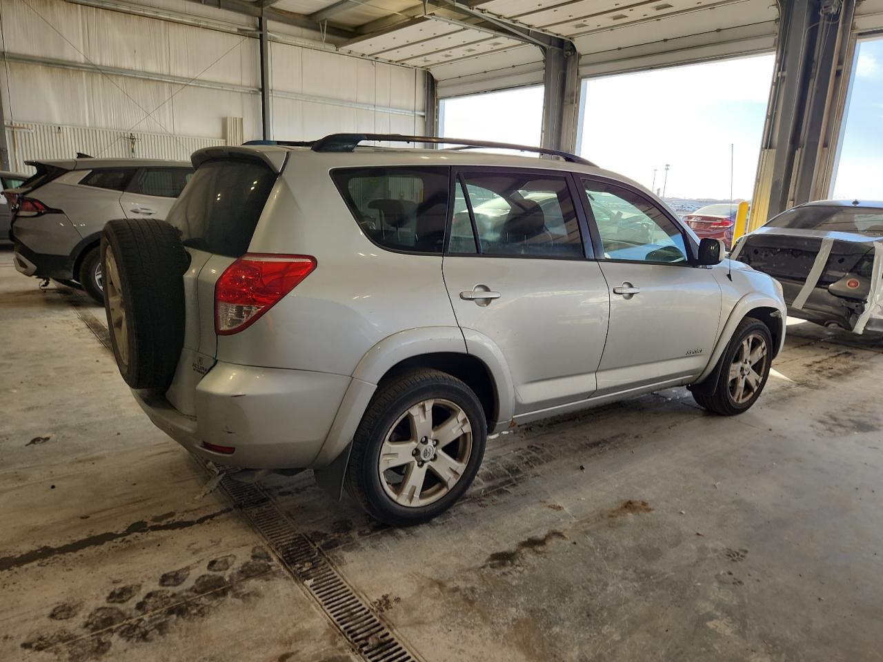 2006 TOYOTA RAV4