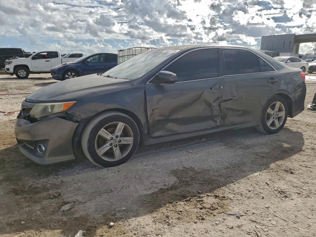 2012 TOYOTA CAMRY