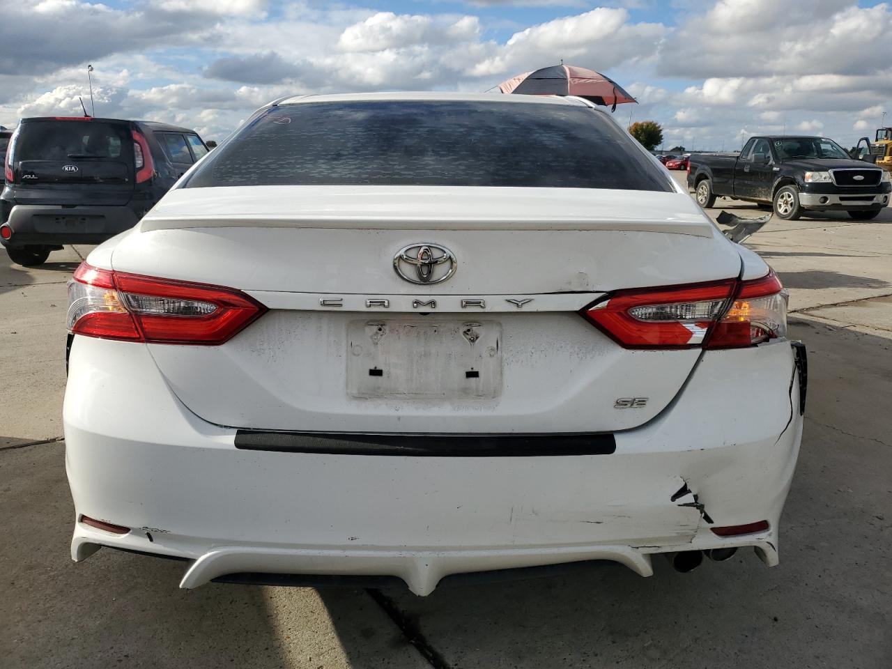 2018 TOYOTA CAMRY