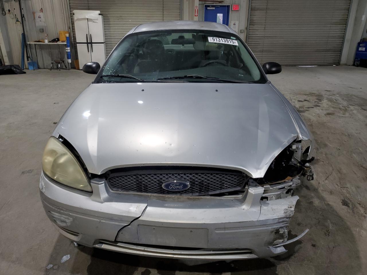 2006 FORD Taurus