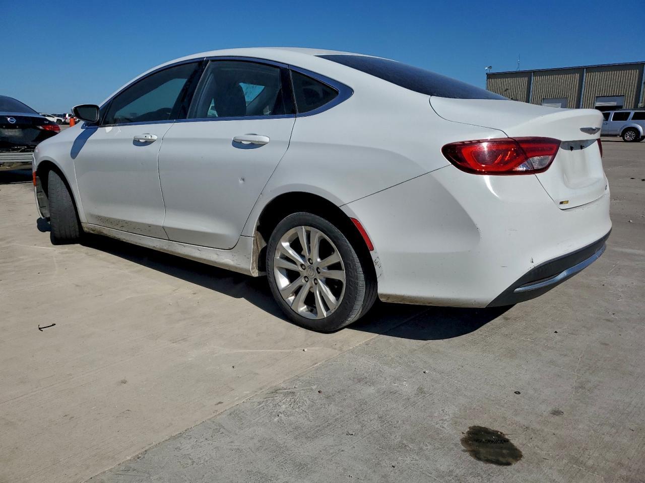 2015 CHRYSLER 200