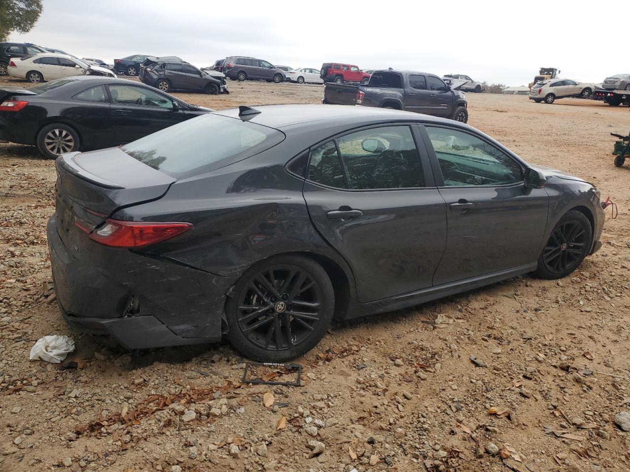 2025 TOYOTA CAMRY