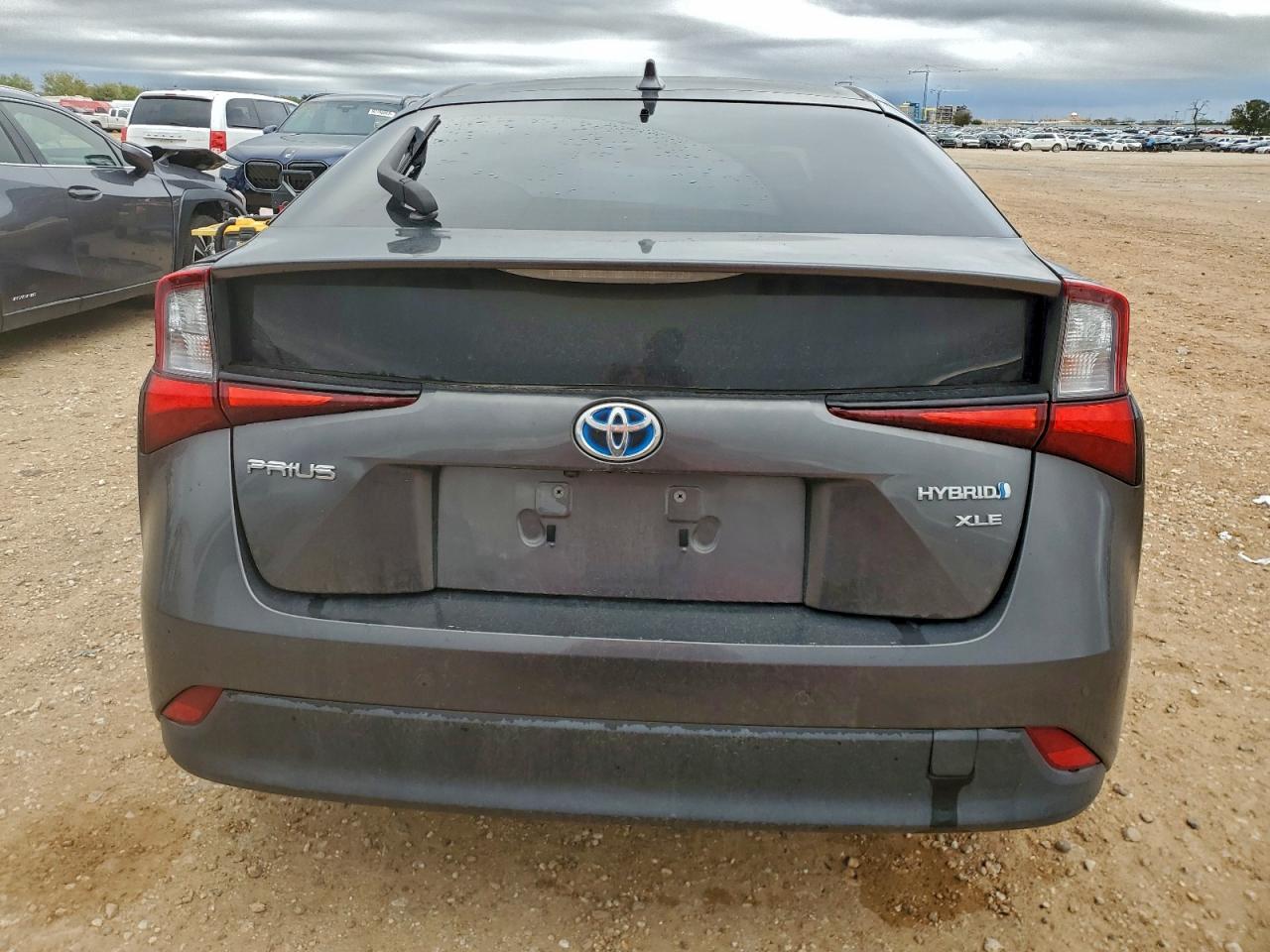 2022 TOYOTA PRIUS
