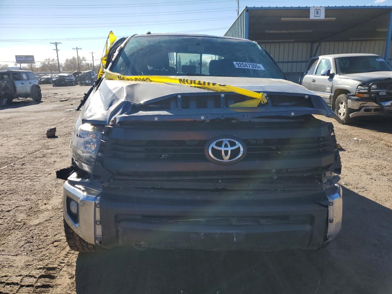 2016 TOYOTA TUNDRA