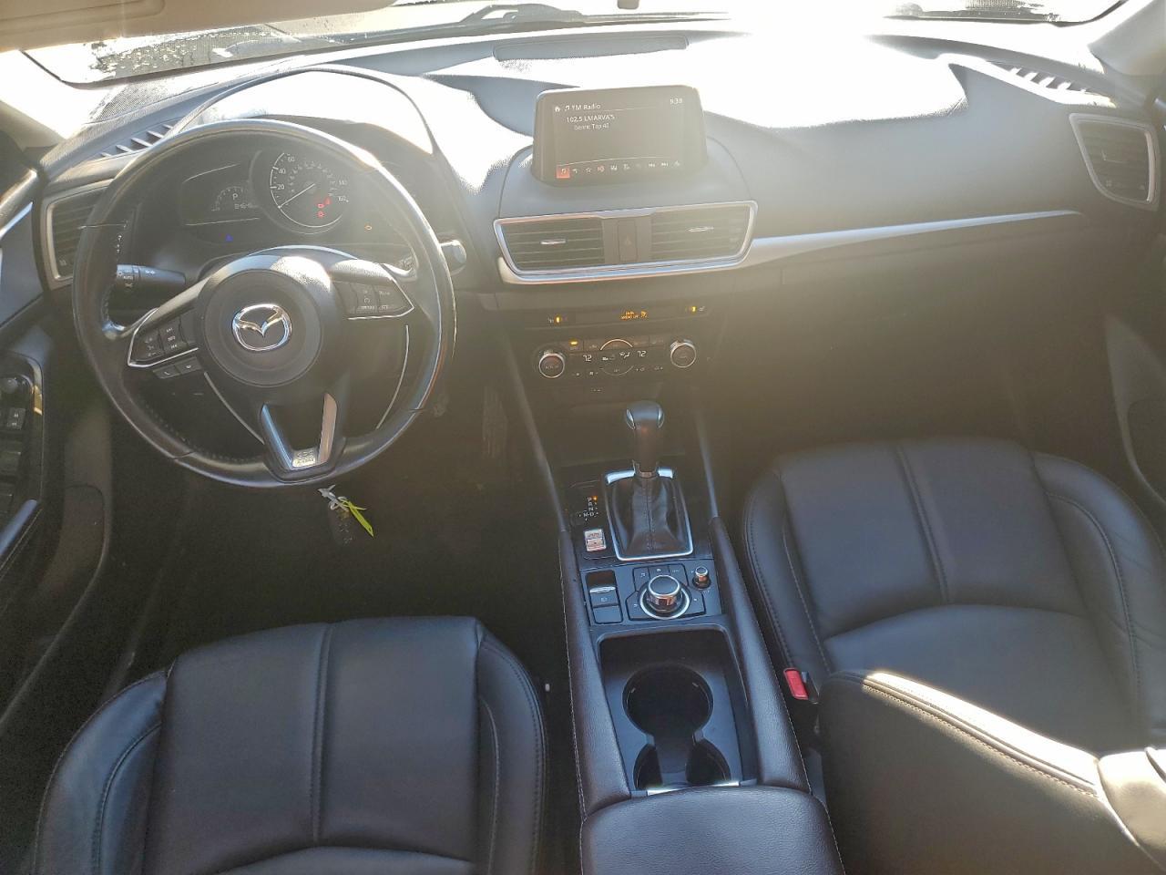 2018 MAZDA 3