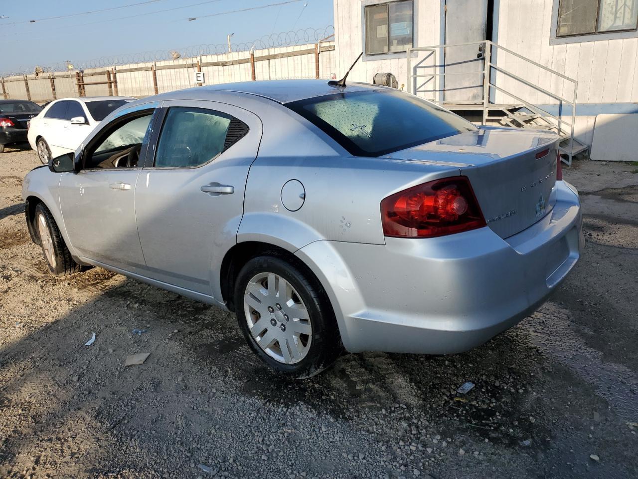 2012 DODGE Avenger