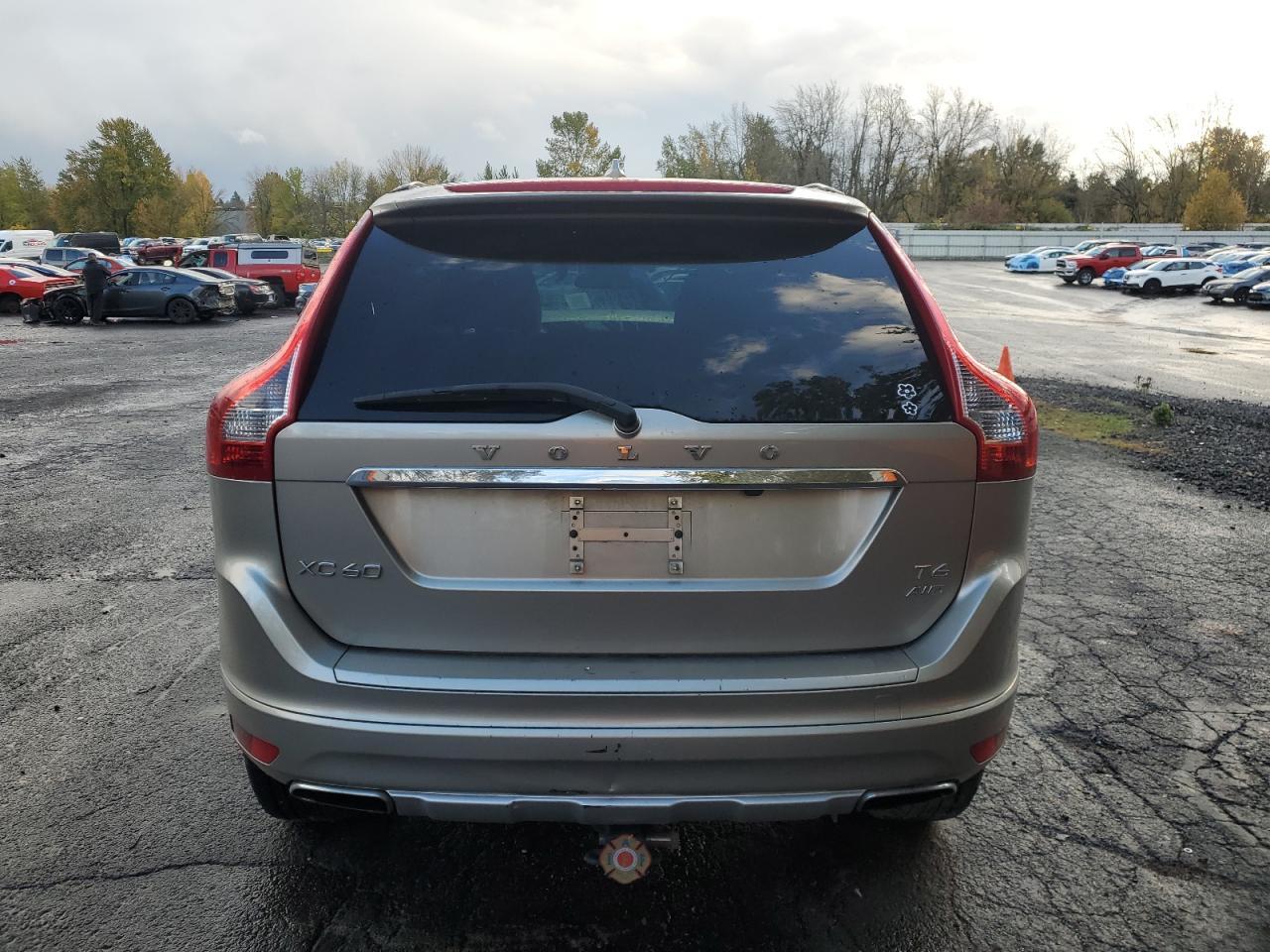2014 VOLVO XC60