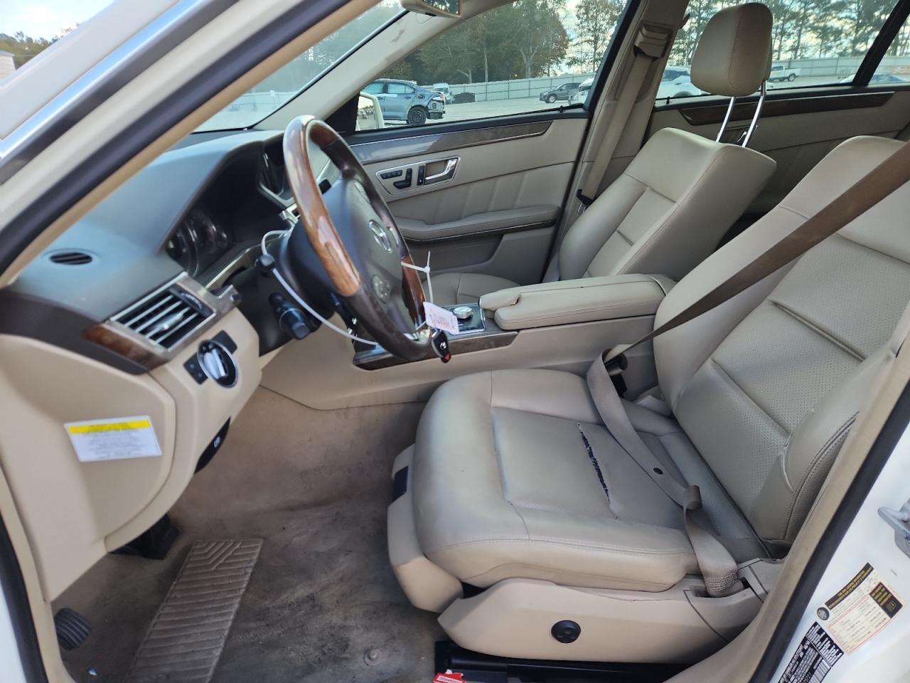 2011 MERCEDES-BENZ E-Class