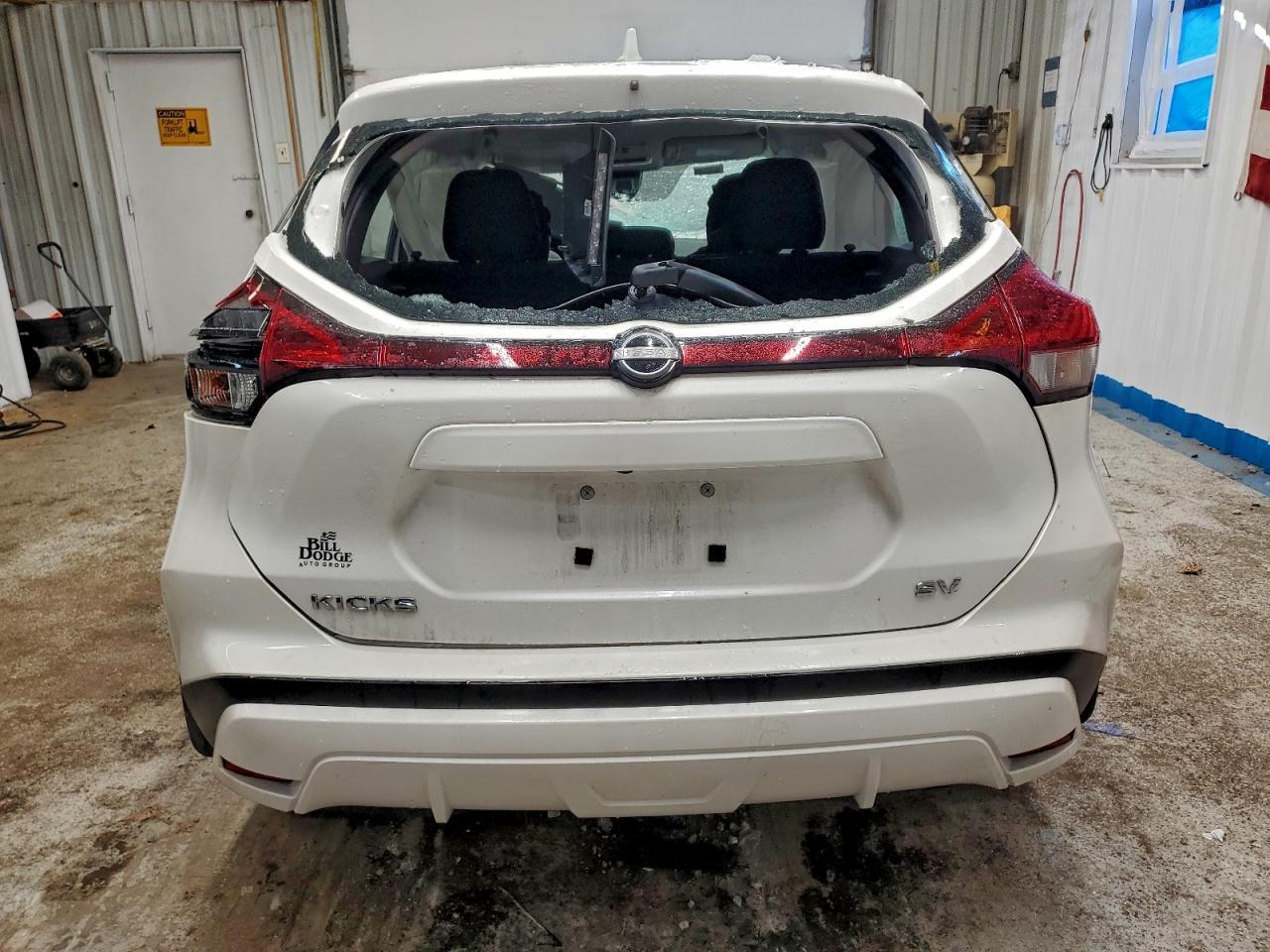2024 NISSAN KICKS