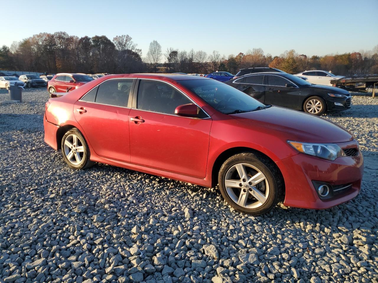 2014 TOYOTA CAMRY