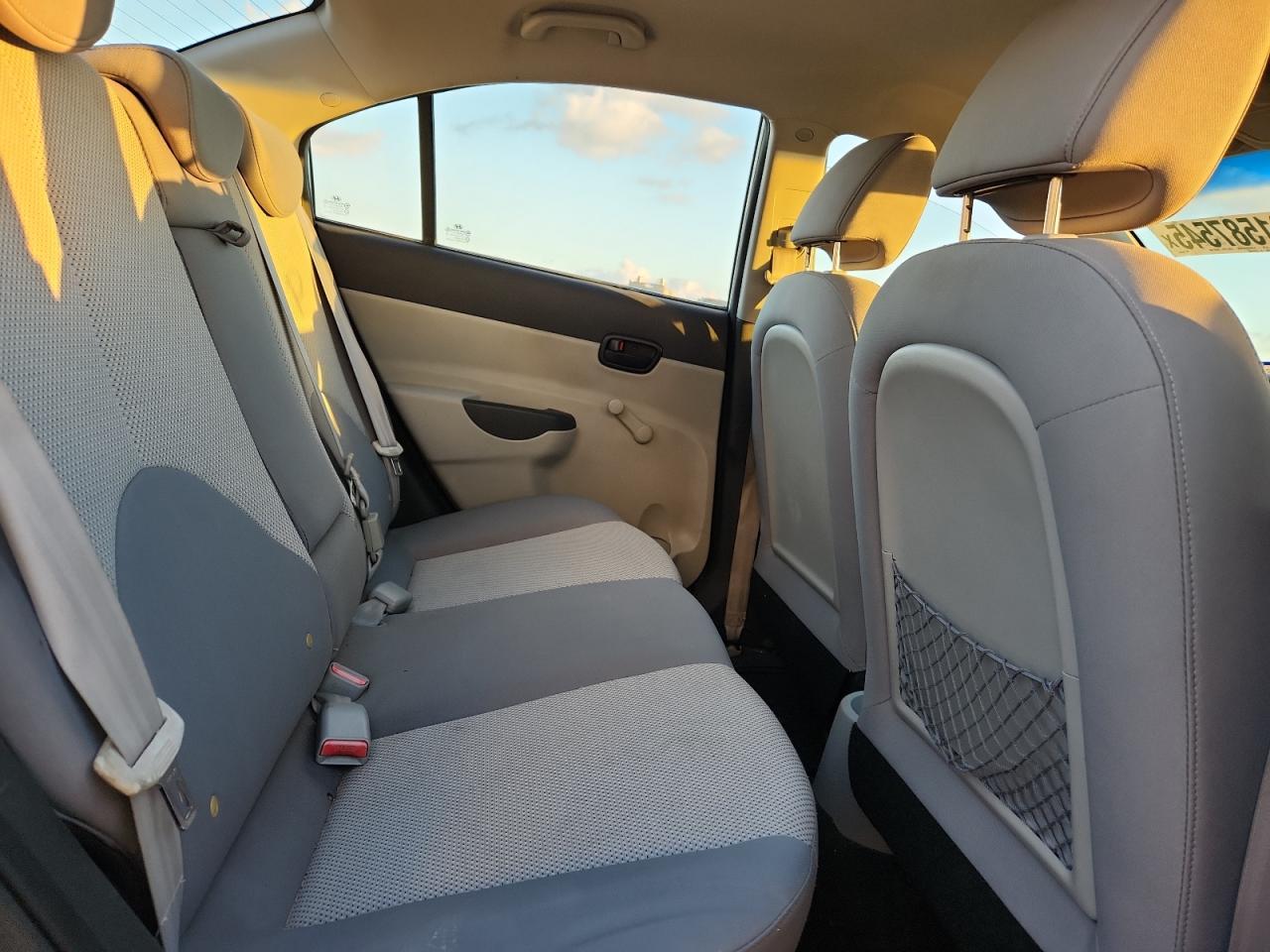 2011 HYUNDAI ACCENT