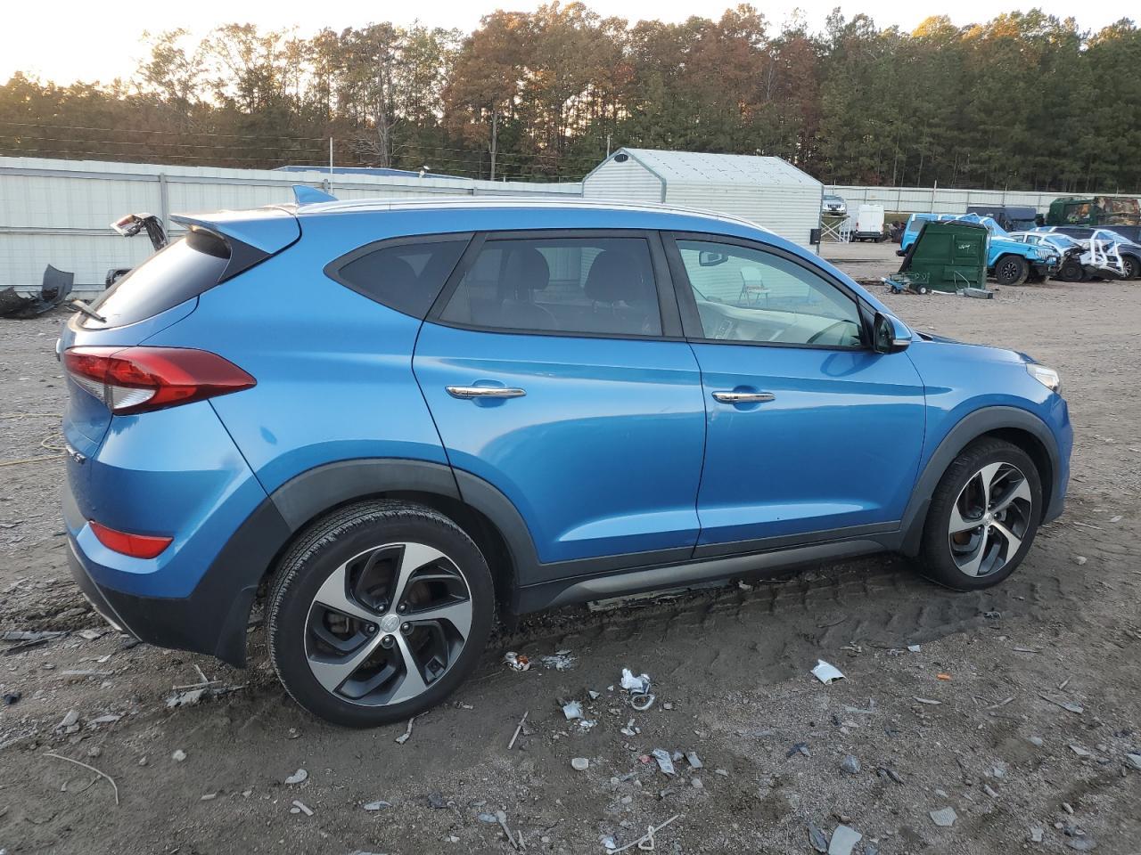 2016 HYUNDAI TUCSON