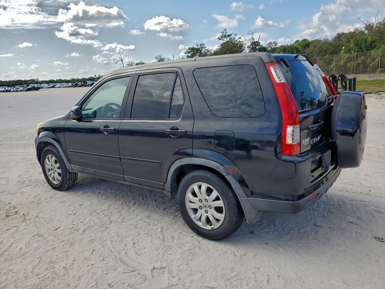 2005 HONDA CR-V