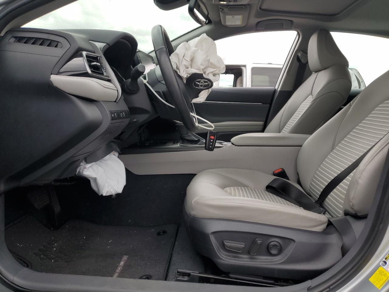 2024 TOYOTA CAMRY