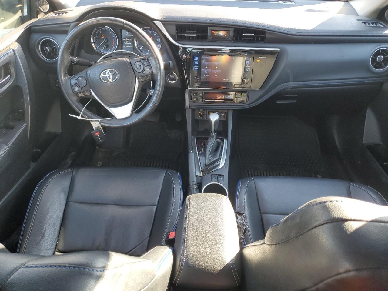 2017 TOYOTA COROLLA