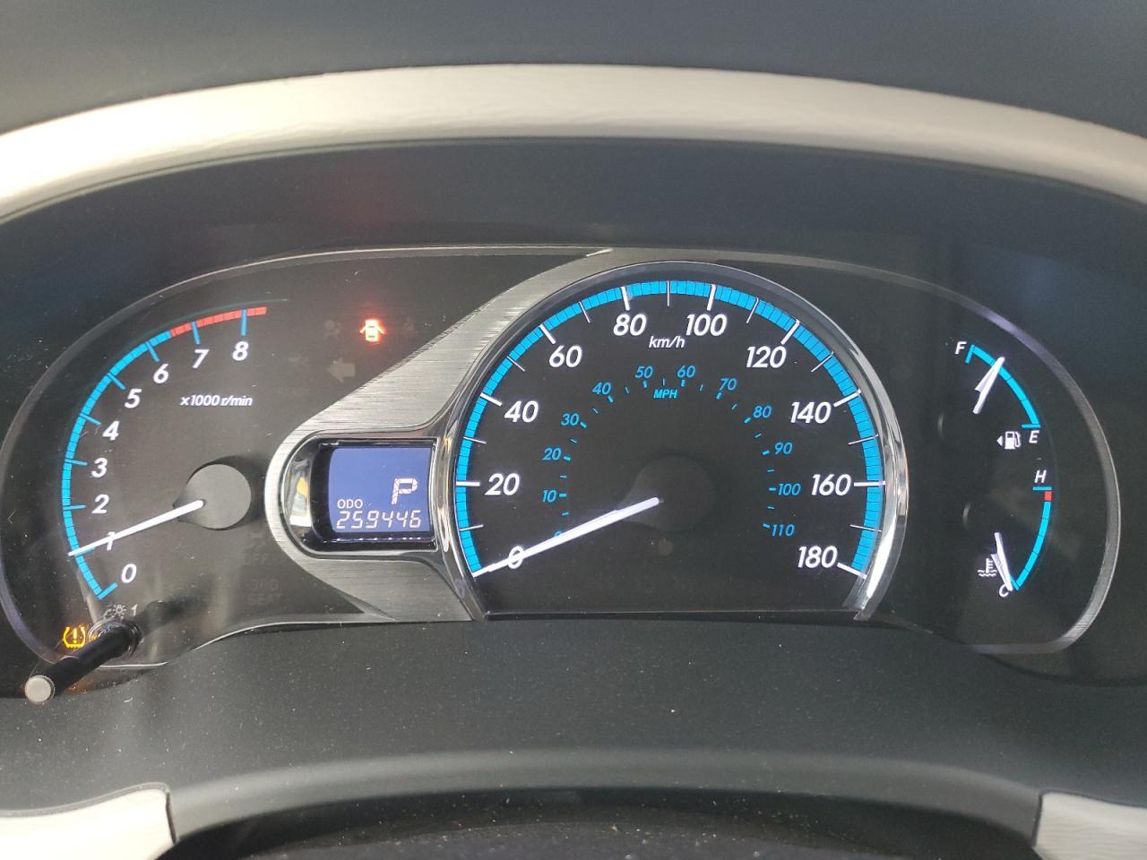 2013 TOYOTA SIENNA