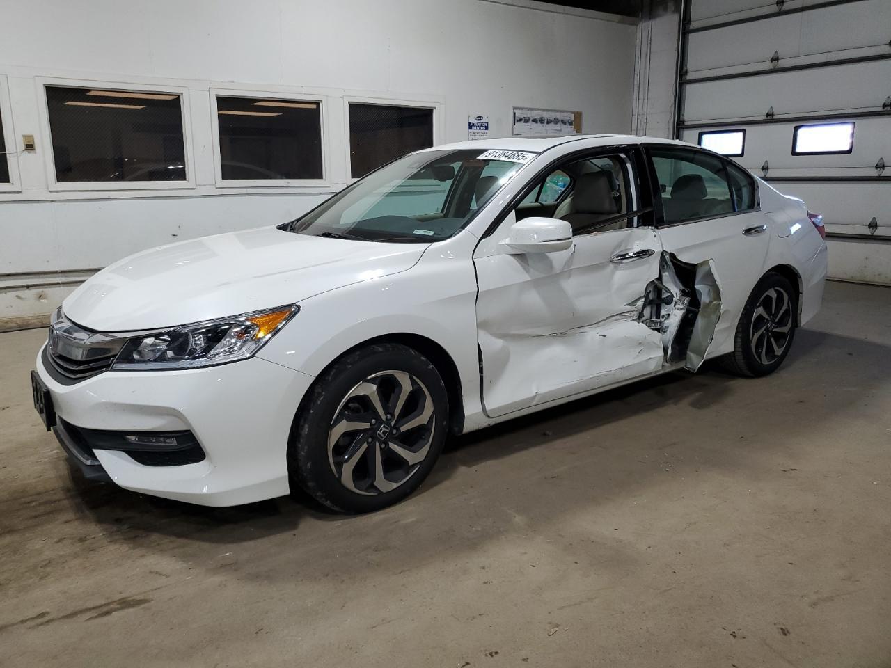 2016 HONDA ACCORD