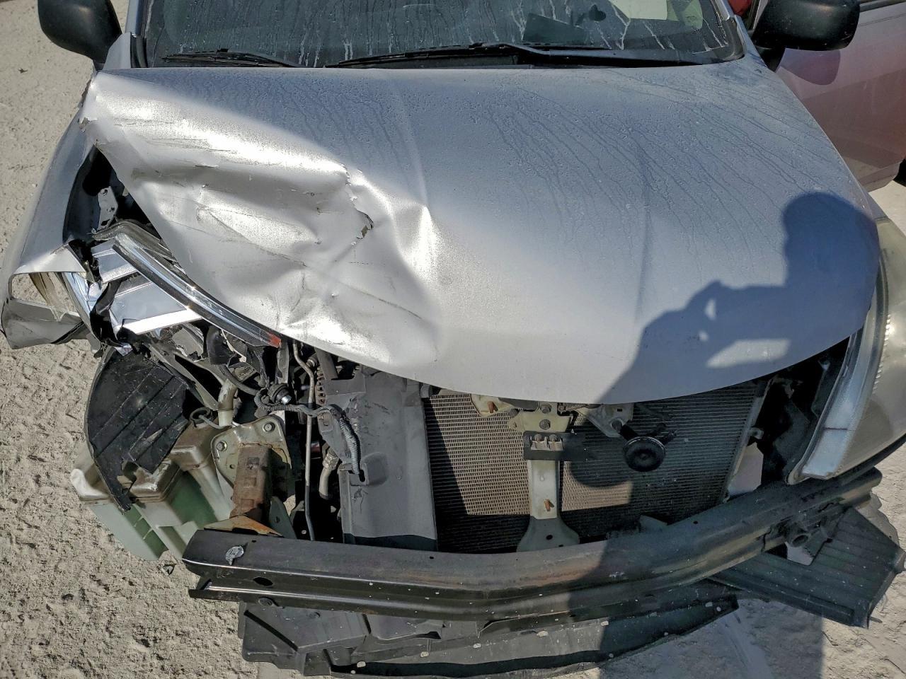 2009 NISSAN VERSA