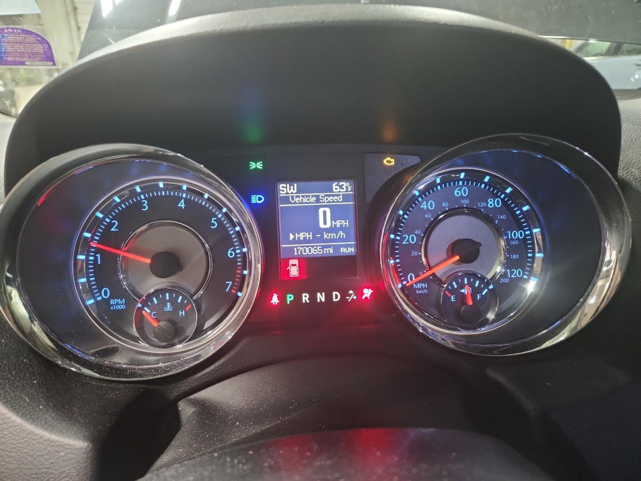2012 CHRYSLER Town & Country