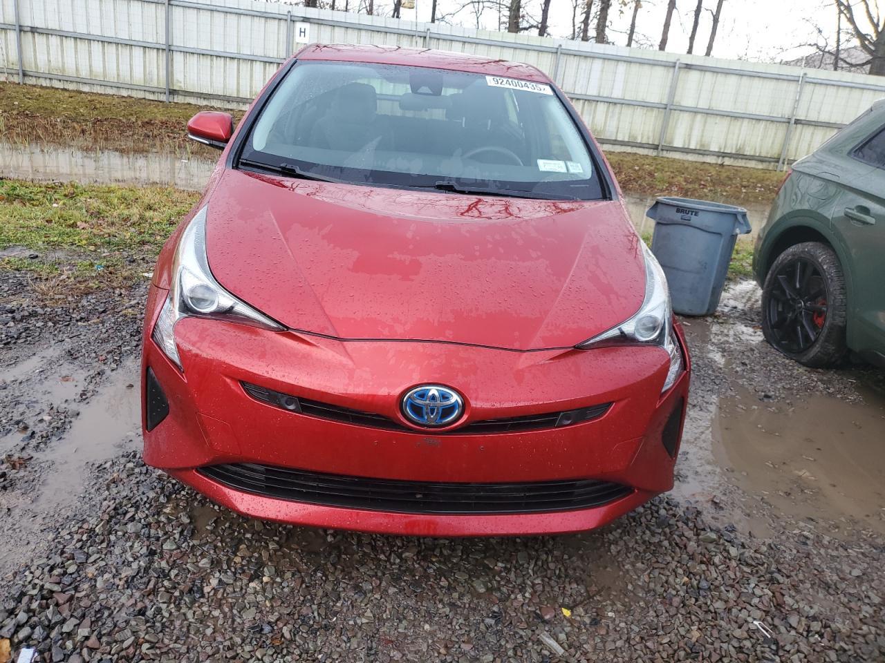 2017 TOYOTA PRIUS