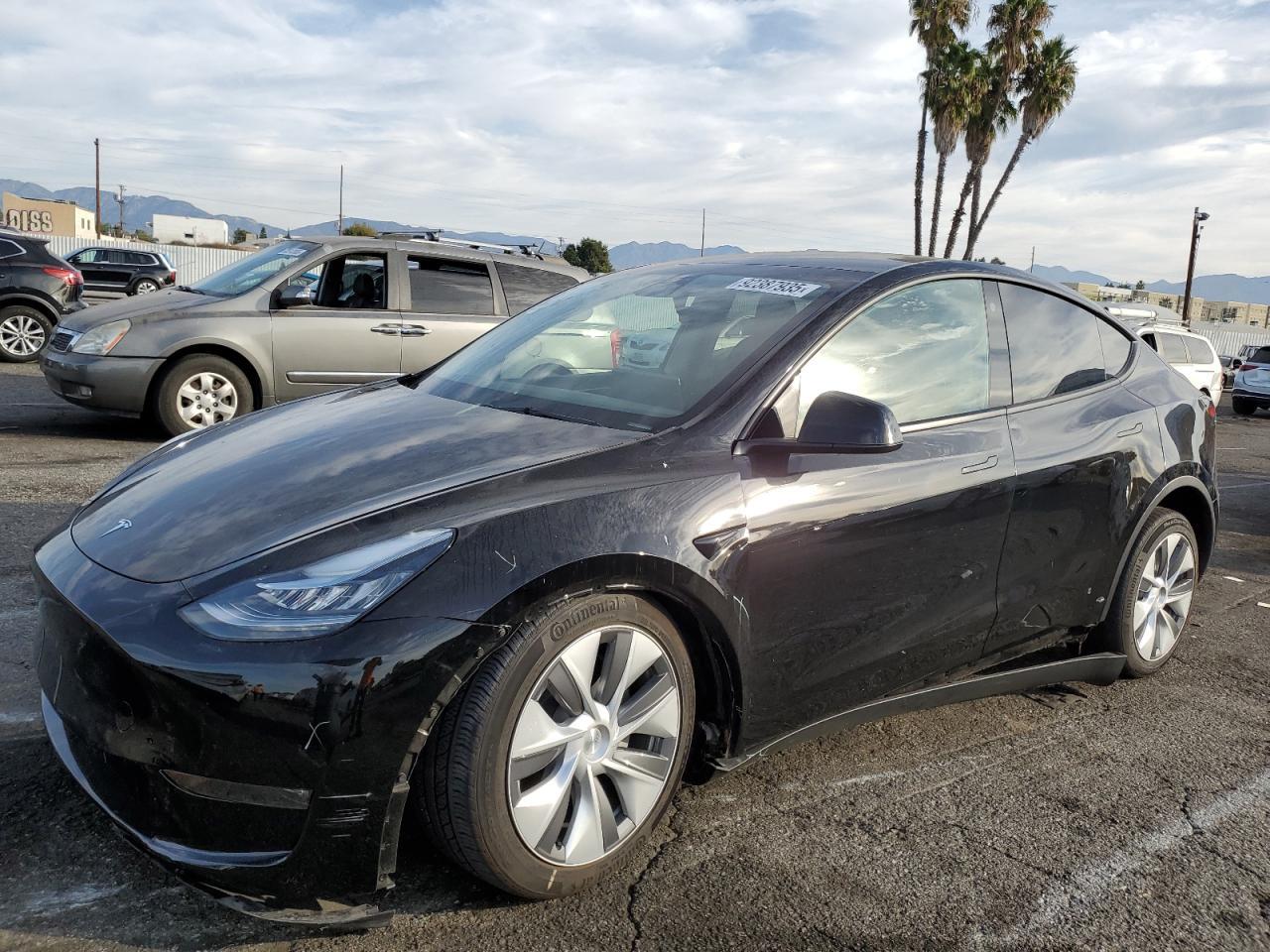 2023 TESLA MODEL Y