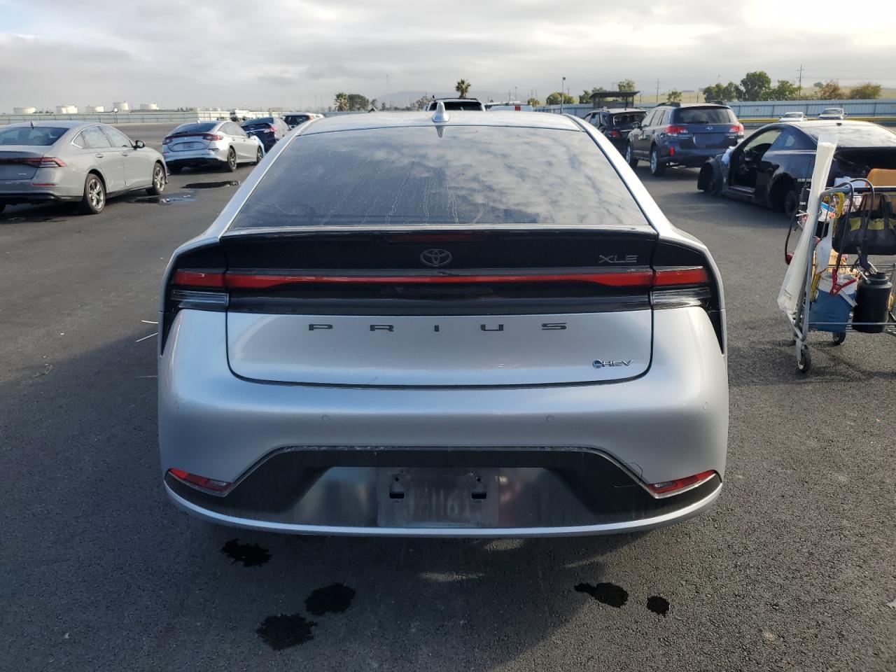 2024 TOYOTA PRIUS