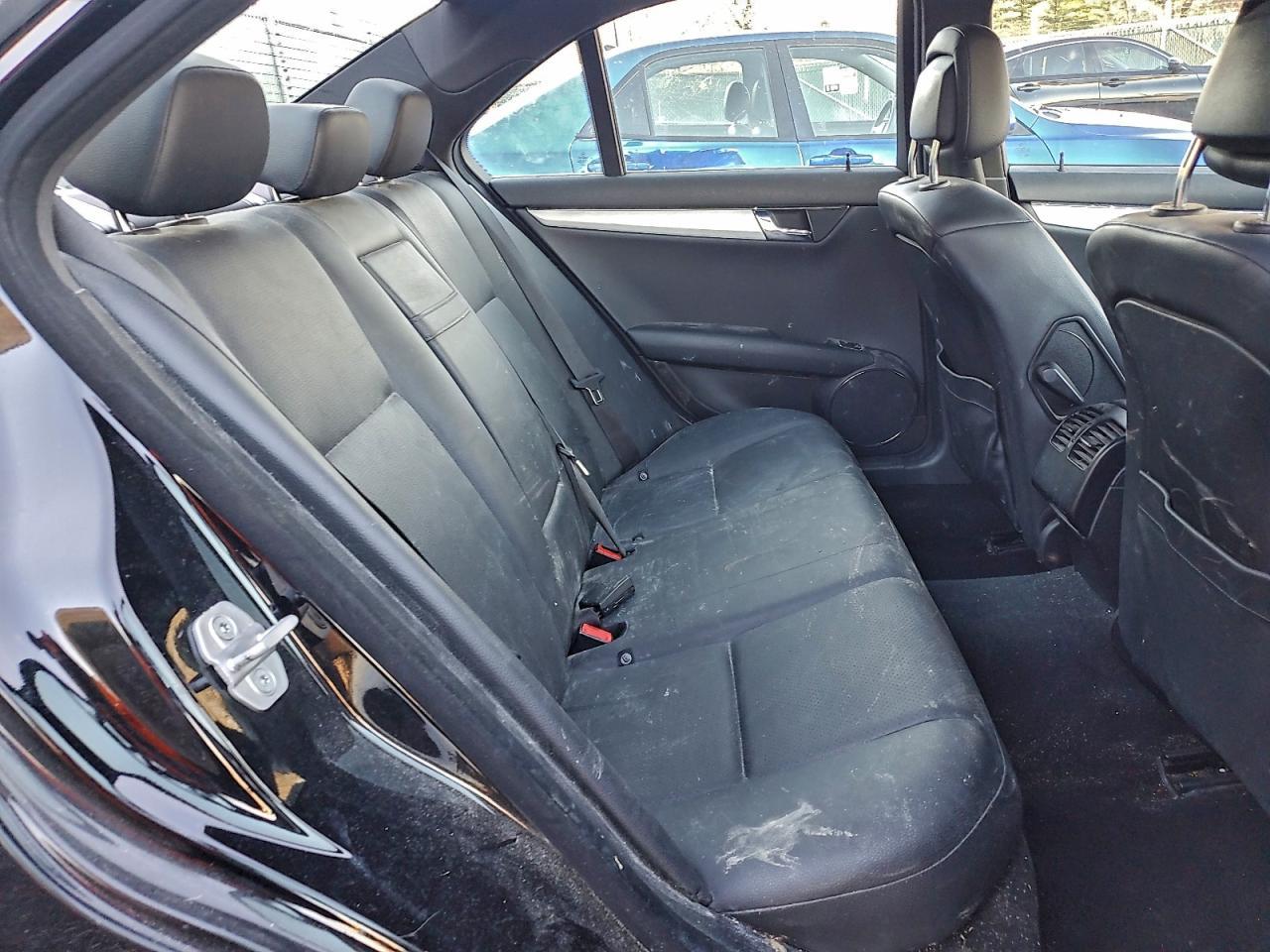 2011 MERCEDES-BENZ C-CLASS