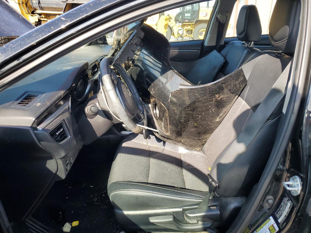 2015 TOYOTA COROLLA