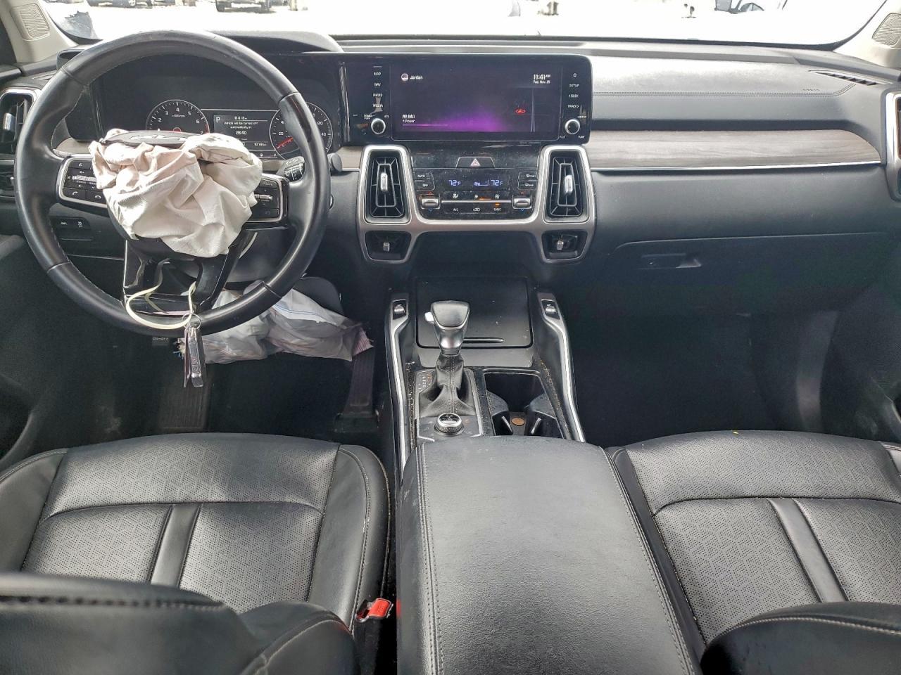 2022 KIA SORENTO