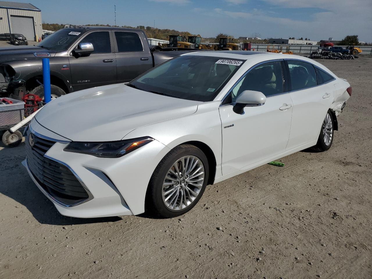 2019 TOYOTA Avalon