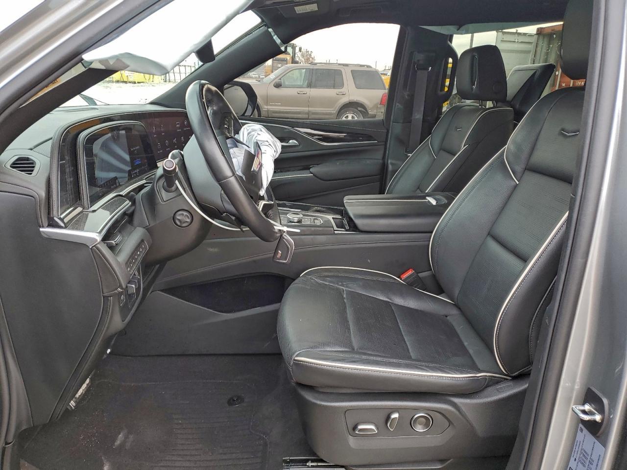2024 CADILLAC Escalade ESV
