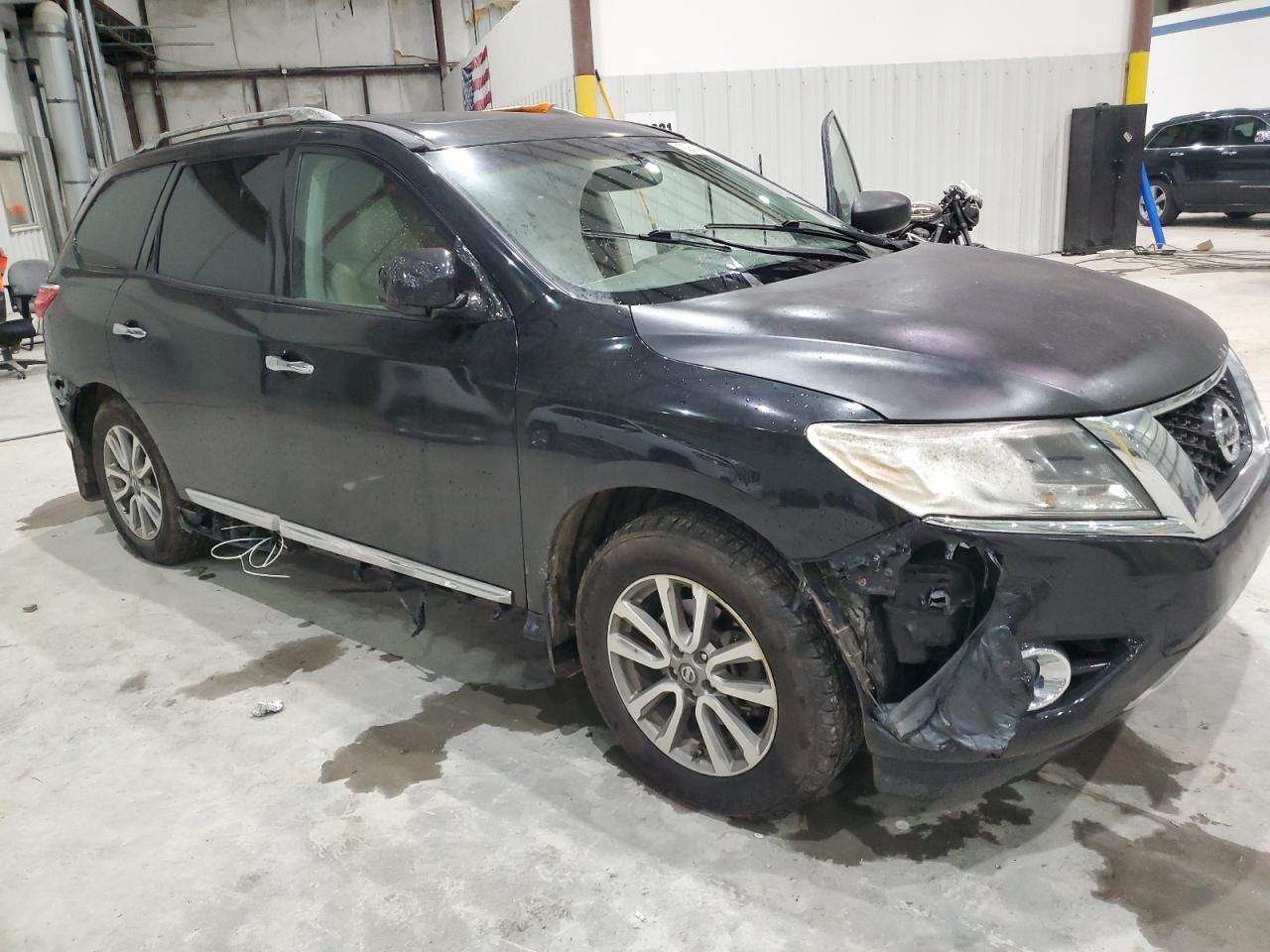 2013 NISSAN PATHFINDER