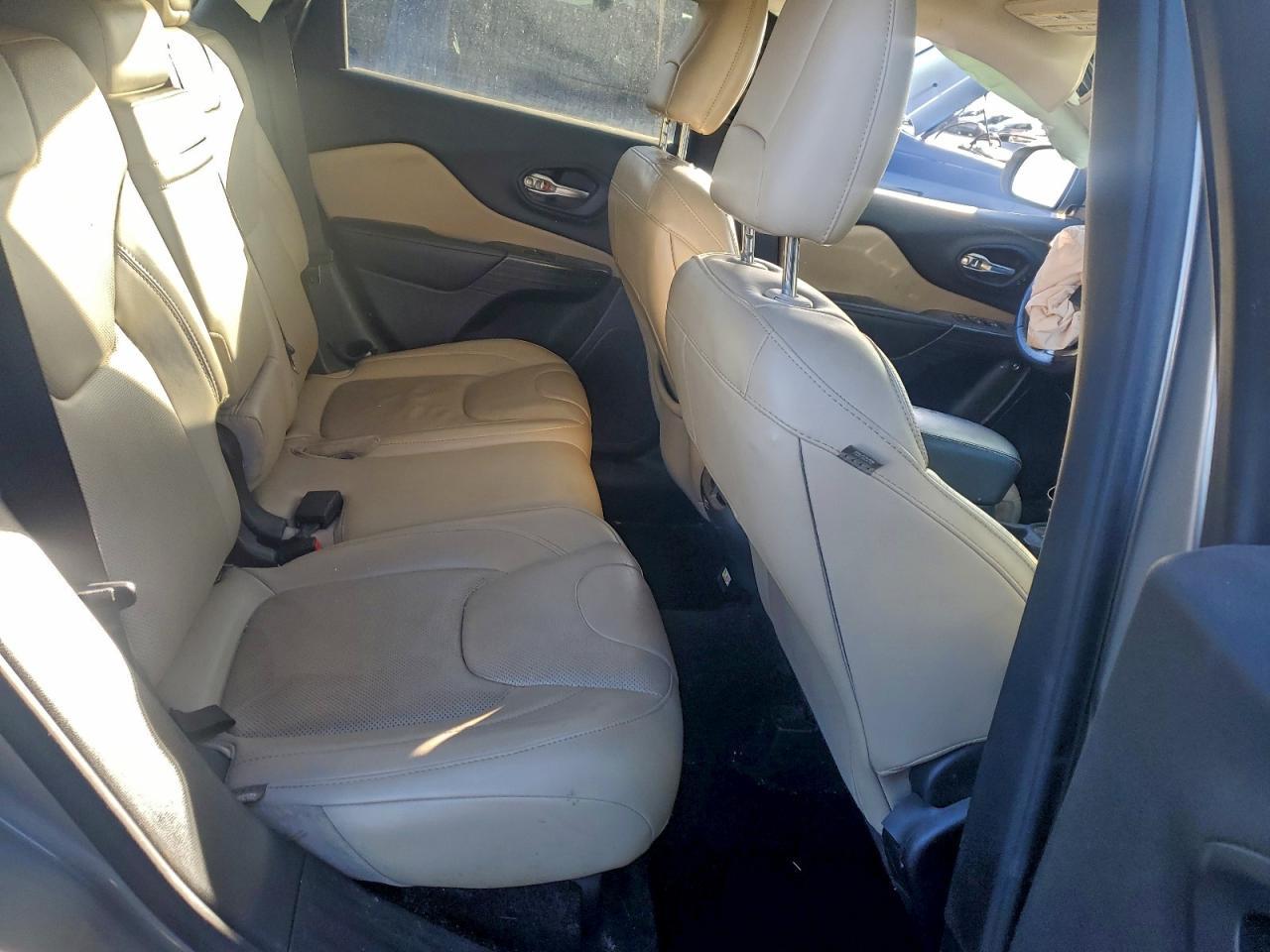 2016 JEEP CHEROKEE
