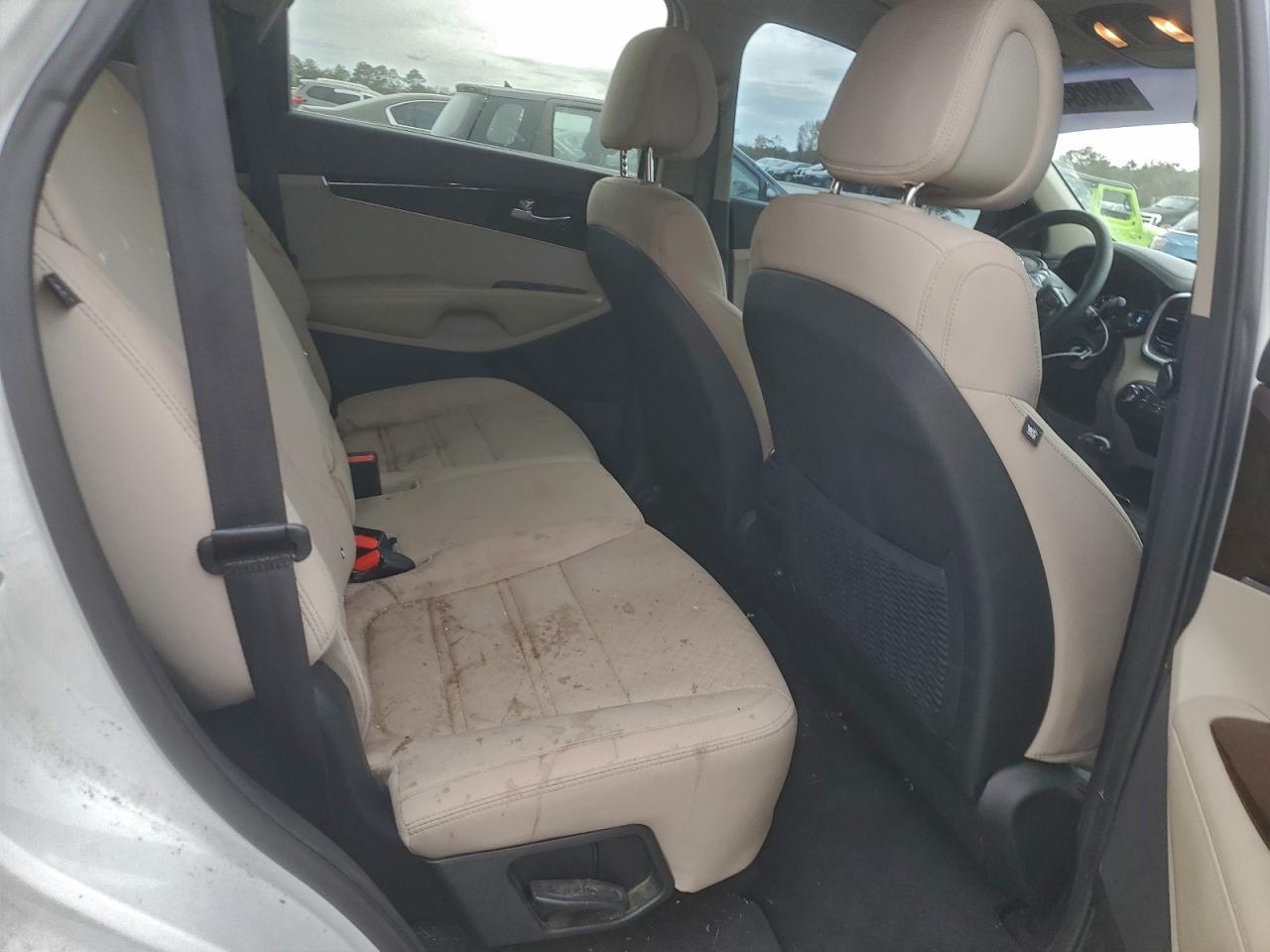 2016 KIA SORENTO
