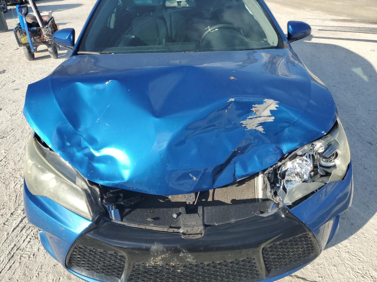 2017 TOYOTA CAMRY