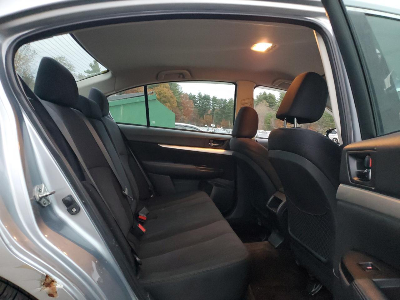2013 SUBARU Legacy