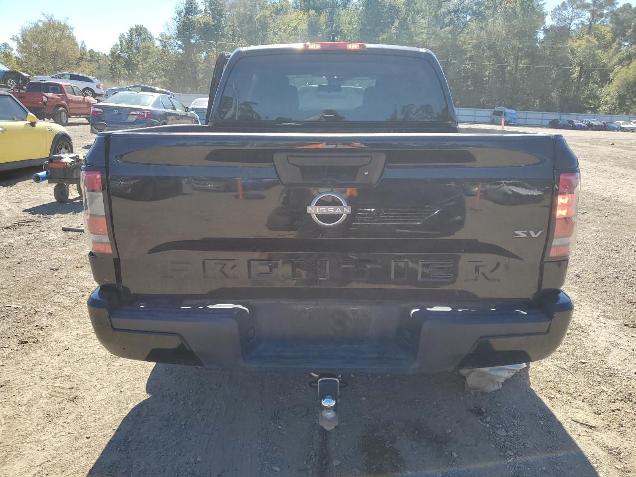 2022 NISSAN Frontier