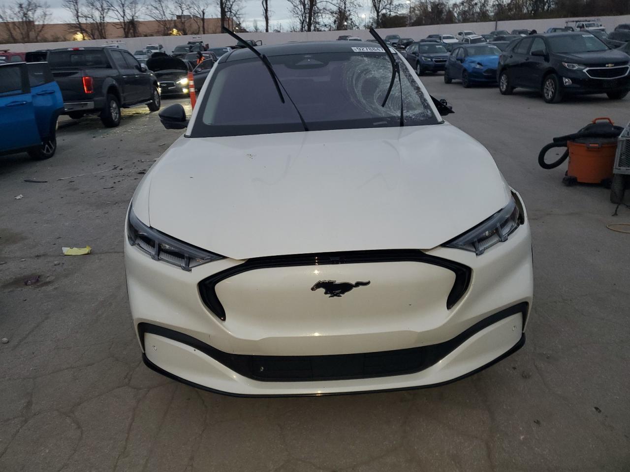 2021 FORD Mustang Mach-E