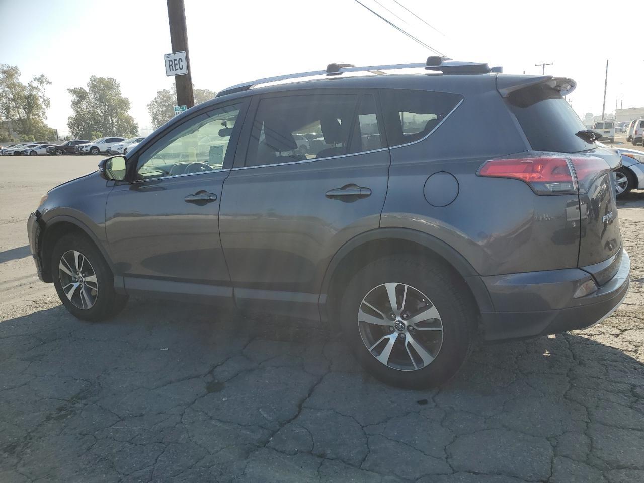2016 TOYOTA RAV4