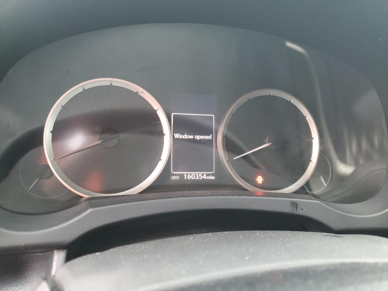 2016 LEXUS IS 200t