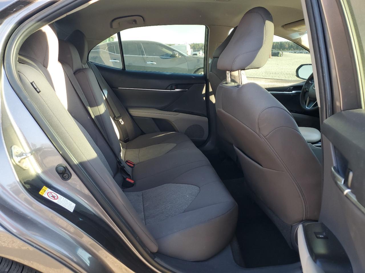 2018 TOYOTA CAMRY