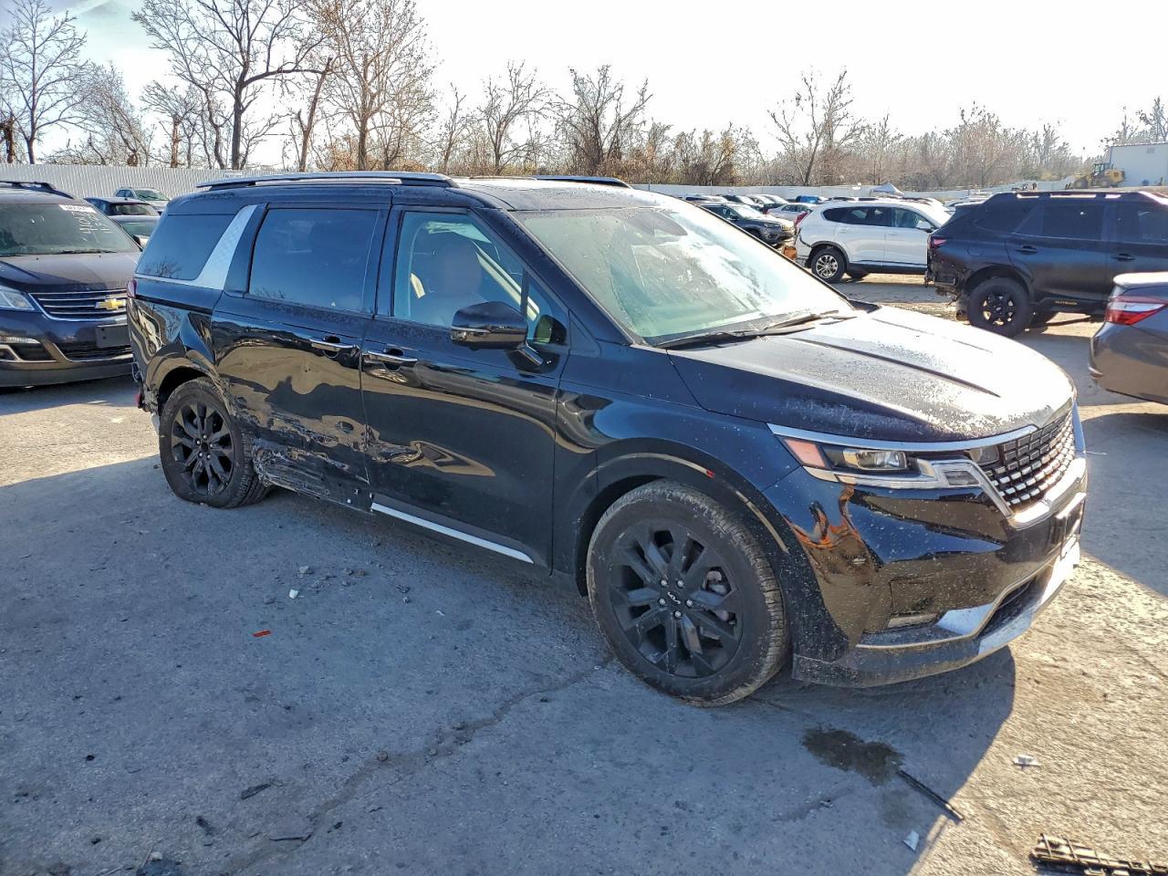 2024 KIA Carnival