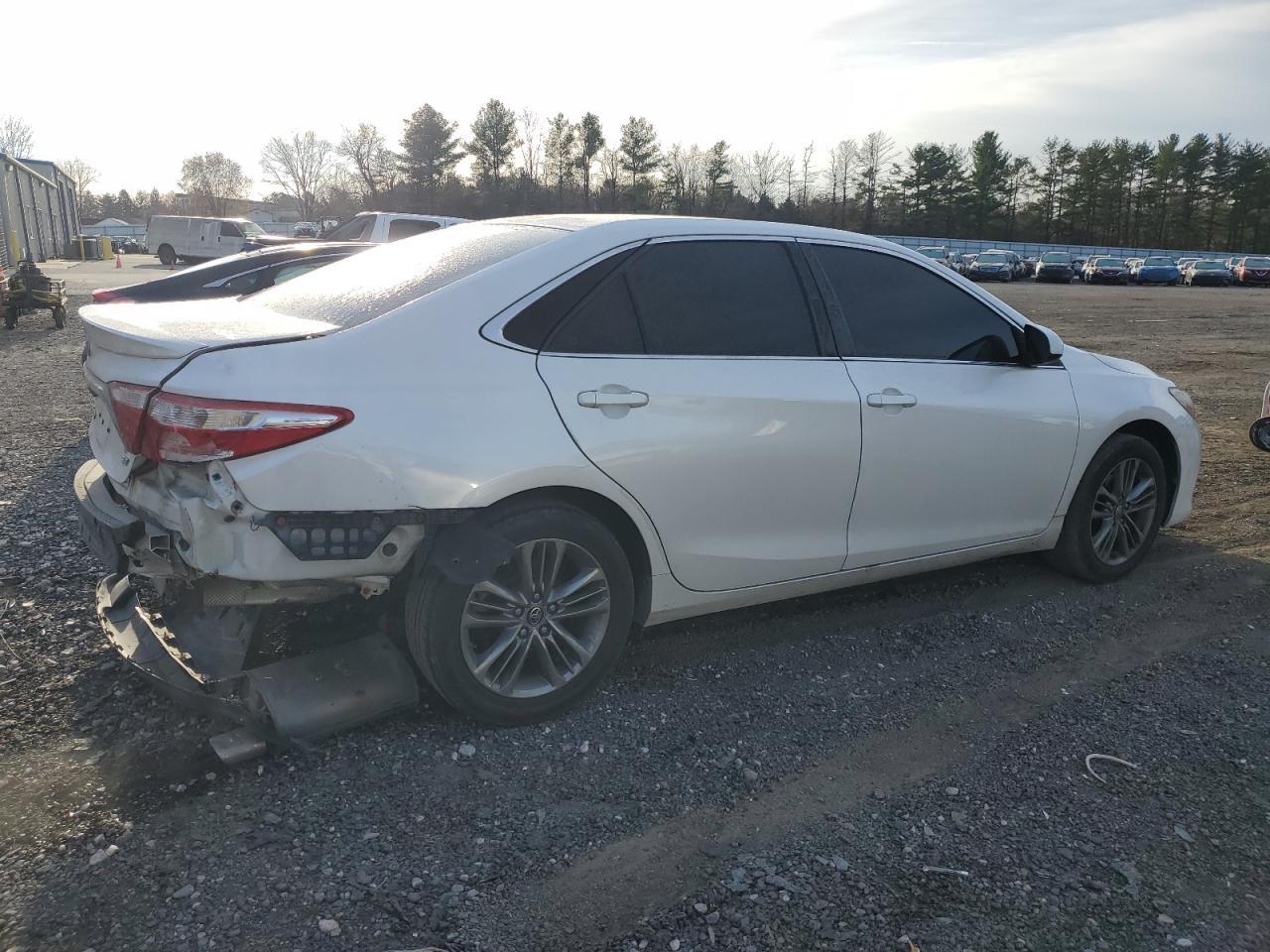 2017 TOYOTA CAMRY